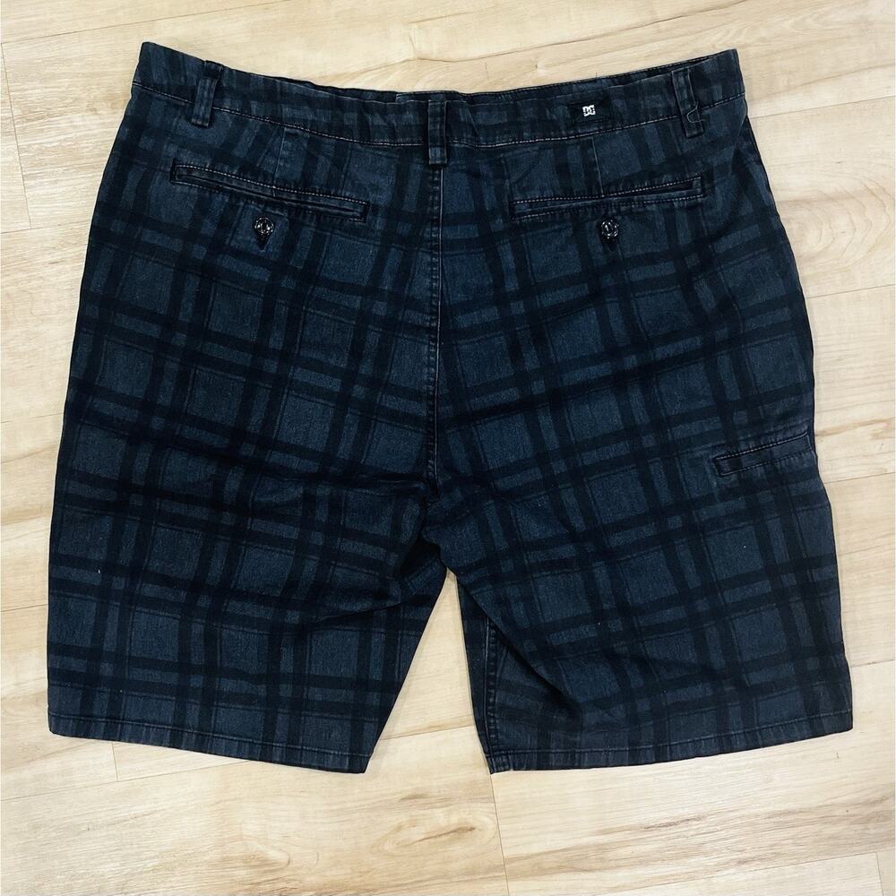DC Shoes Relaxed Skateboard Shorts Black - Mens Size 38 CA 52199